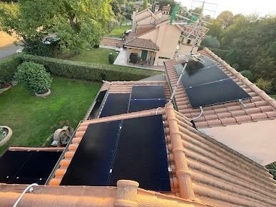 Instalación de placas solares realizada por nuestro equipo (1)