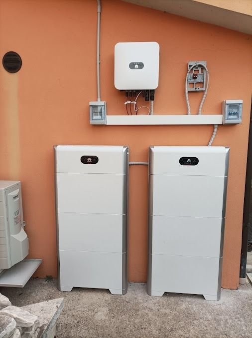 Instalación de placas solares realizada por nuestro equipo (9)