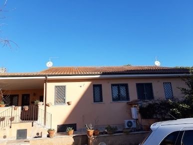 Instalación de placas solares realizada por nuestro equipo (5)