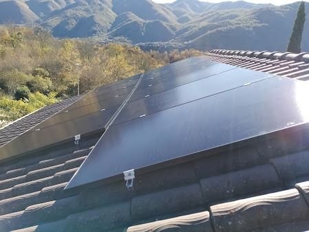 Instalación de autoconsumo legalizada