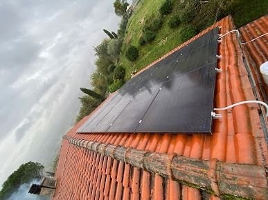Instalación de placas solares realizada por nuestro equipo (6)