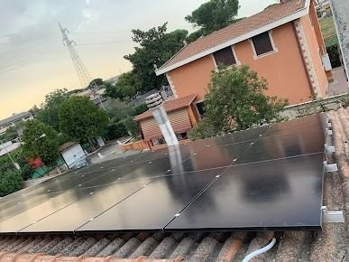 Instalación de placas solares realizada por nuestro equipo (7)
