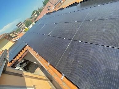 Instalación de placas solares realizada por nuestro equipo (8)